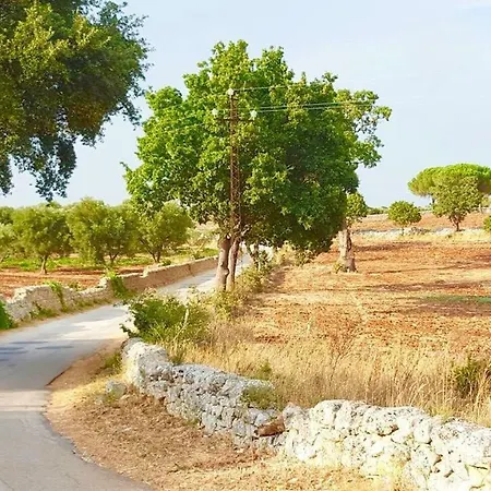Trullo Del Vento בית נופש אוסטוני