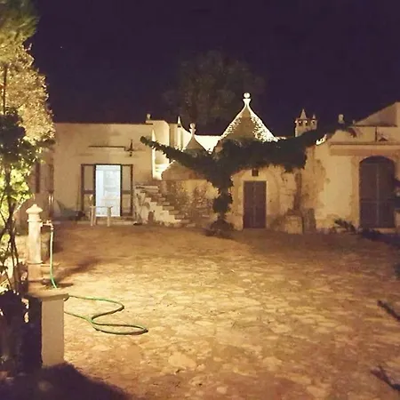 Trullo Del Vento * אוסטוני